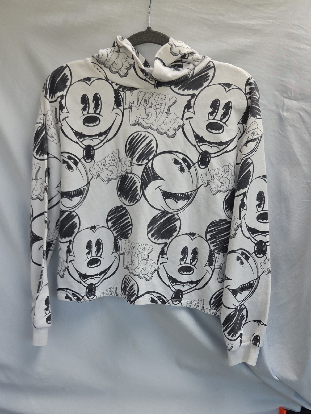 H&M Black & White Disney Graphic Pullover Hoodie Sz 16/18 Youth